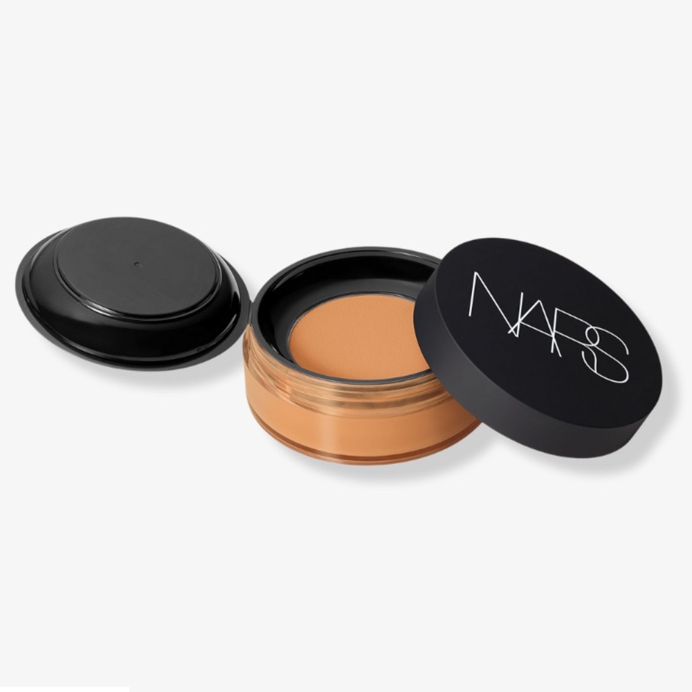NARS Light Reflecting Setting Powder Loose- Shore